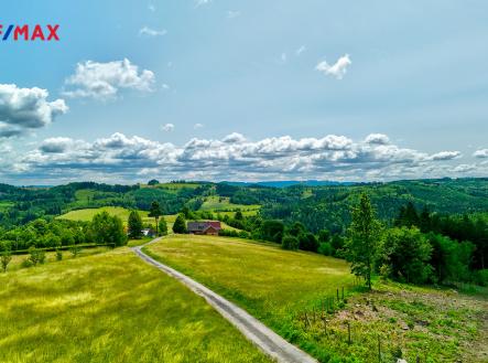 250611-pozemek-mikuluvka-19.jpg | Prodej - pozemek, trvalý travní porost, 985 m²