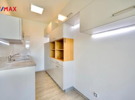 dsc-3165-2.jpeg | Pronájem bytu, 1+kk, 37 m²