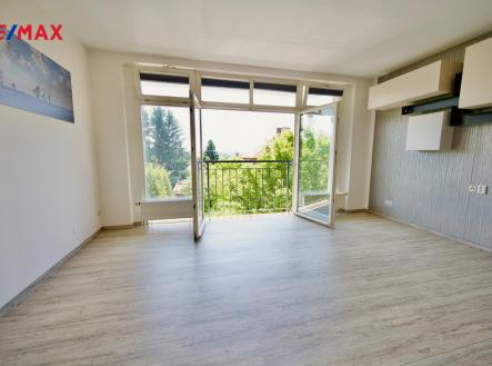 dsc-3178-2.jpeg | Pronájem bytu, 1+kk, 37 m²
