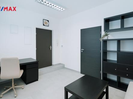 Prodej - kanceláře, 18 m² obrázek
