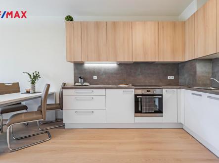 p1515285.jpg | Prodej bytu, 2+kk, 62 m²