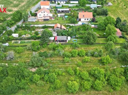 l.hluboka-004.jpg | Prodej - pozemek, zahrada, 996 m²
