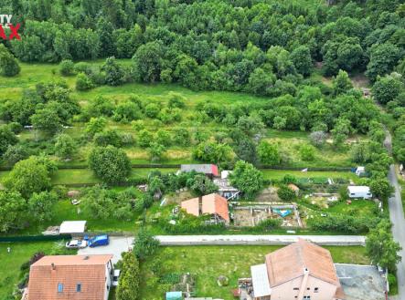 l.hluboka-005.jpg | Prodej - pozemek, zahrada, 996 m²