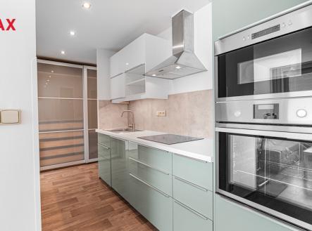 Kuchyňská linka | Pronájem bytu, 2+kk, 43 m²