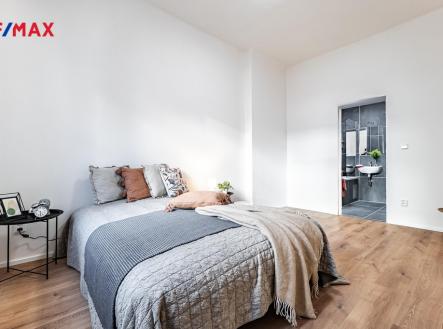 p1452853.jpg | Pronájem bytu, 2+kk, 35 m²