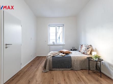 p1452847.jpg | Pronájem bytu, 2+kk, 35 m²