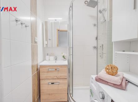 250627-byt-praha-16.jpg | Prodej bytu, 2+1, 54 m²