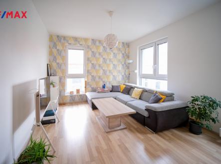 dscf2395-6-7.jpg | Pronájem bytu, 2+kk, 13 506 m²