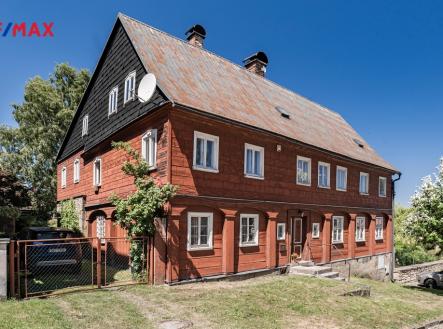 p1021774-1.jpg | Prodej - dům/vila, 309 m²