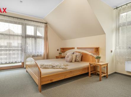 p1024545.jpg | Prodej - hotel, 1 200 m²