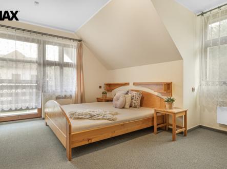 p1024545.jpg | Prodej - hotel, 1 200 m²