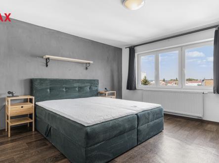 p1025136-1.jpg | Pronájem bytu, 3+1, 115 m²