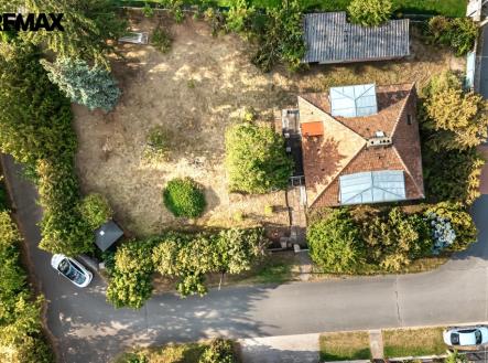dji-20250820173119-0406-d.jpg | Prodej - dům/vila, 140 m²