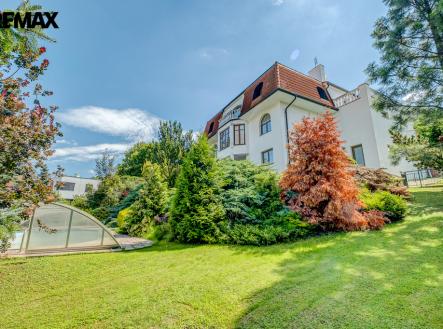 250809-dum-praha-troja-38.jpg | Prodej - dům/vila, 450 m²