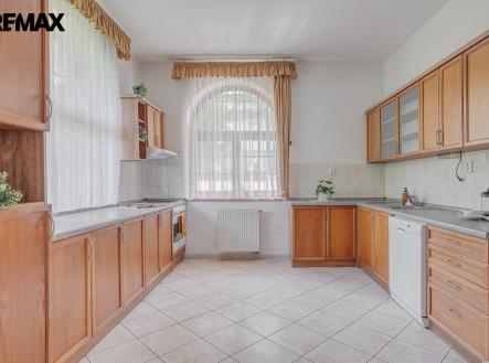 250809-dum-praha-troja-15.jpg | Prodej - dům/vila, 450 m²