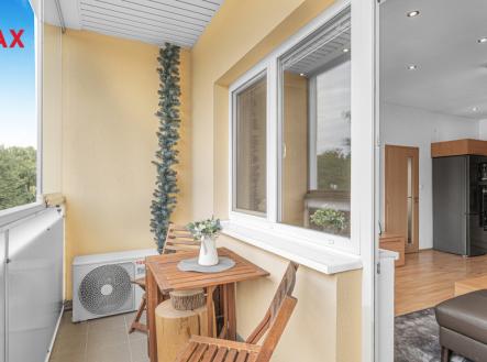 p1047816.jpg | Prodej bytu, 2+kk, 67 m²