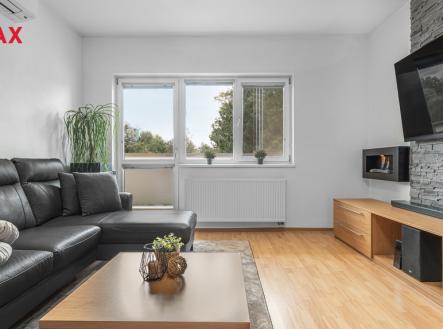 p1047796.jpg | Prodej bytu, 2+kk, 67 m²