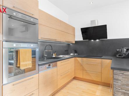 p1047739-1.jpg | Prodej bytu, 2+kk, 67 m²