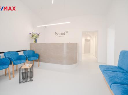 Recepce | Pronájem - jiné, 112 m²