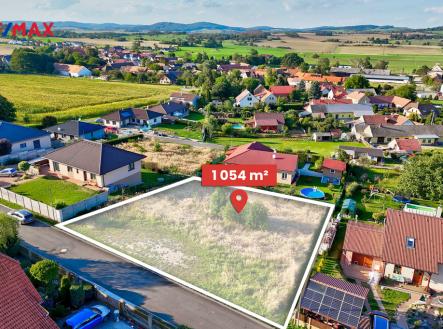 250911-pozemek-pricovy-3.jpg | Prodej - pozemek pro bydlení, 1 054 m²