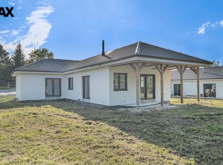 p1048040.jpg | Prodej - dům/vila, 130 m²