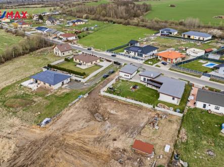 Prodej - pozemek pro bydlení, 1 300 m² obrázek