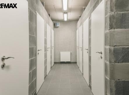 p1004916.jpg | Prodej - malý objekt/garáž