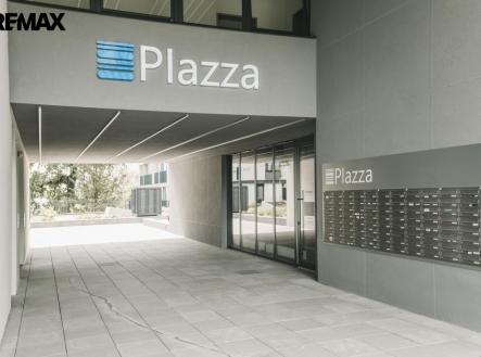 p1004928.jpg | Prodej - malý objekt/garáž