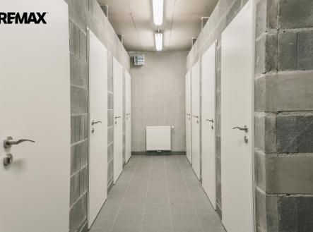 p1004916.jpg | Prodej - malý objekt/garáž