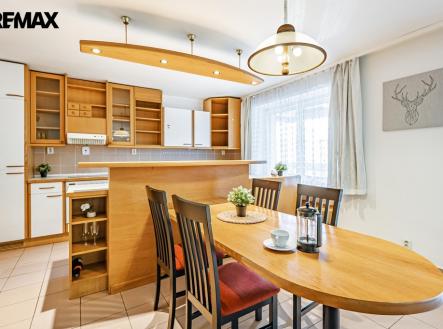 p1709950.jpg | Prodej - dům/vila, 500 m²