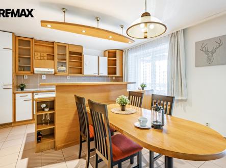 p1709950.jpg | Prodej - dům/vila, 500 m²