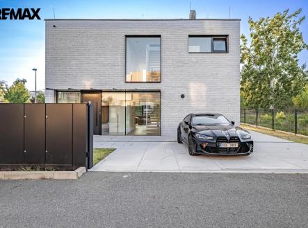 p1555407-1.jpg | Prodej - dům/vila, 177 m²