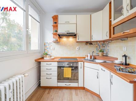 p1713609.jpg | Prodej bytu, 2+1, 60 m²