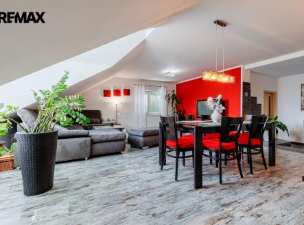 2r6-0295-hdr.jpg | Prodej - restaurace, 461 m²