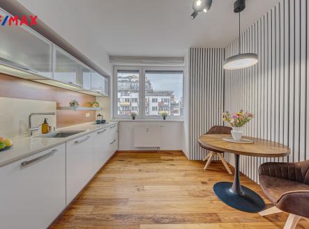 221022-byt-praha-9-23.jpg | Prodej bytu, 3+kk, 85 m²