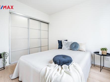 p1726594-2.jpg | Prodej bytu, 2+kk, 35 m²