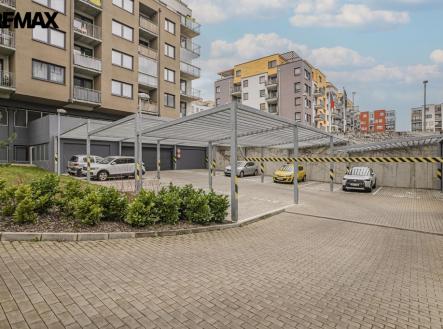 p1207109.jpg | Prodej - malý objekt/garáž