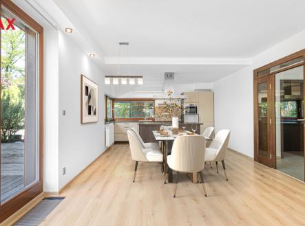 p1011816-vs.jpeg | Prodej - dům/vila, 289 m²