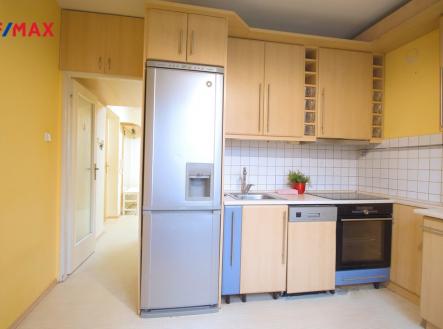 kuchyn-nove.jpeg | Prodej bytu, 3+1, 88 m²