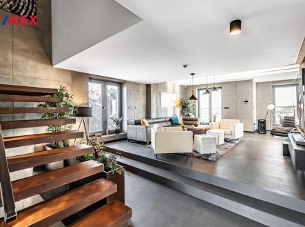 p1750243.jpg | Prodej - dům/vila, 379 m²