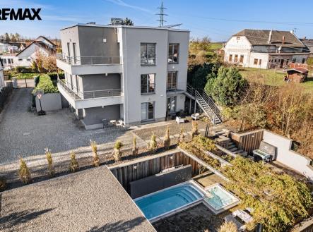 dji-20251107111804-0185-d.jpg | Prodej - dům/vila, 379 m²