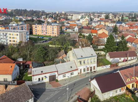 dji-20251112123218-0429-d.jpg | Prodej - nájemní dům, 382 m²