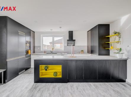 251013-dum-sendrazice-23.jpg | Prodej - dům/vila, 239 m²