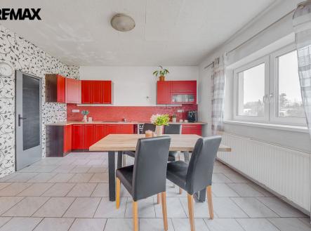 251212-dum-sevetin-2-11-1.jpg | Prodej - dům/vila, 175 m²