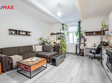 p1726495.jpg | Prodej bytu, 2+kk, 53 m²