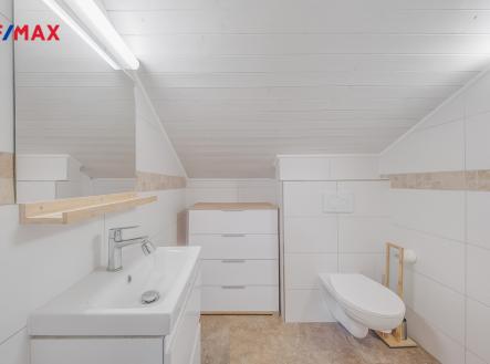 251209-byt-psary-8.jpg | Pronájem bytu, 4+kk, 90 m²