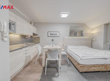 251204-apartman-harrachov-1-7.jpg | Prodej bytu, 1+kk, 34 m²