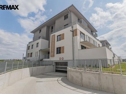 Pronájem bytu, 1+kk, 35 m² obrázek