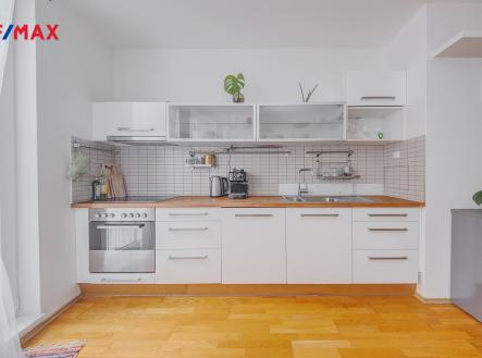 221020-byt-praha-9-15.jpg | Prodej bytu, 2+kk, 54 m²