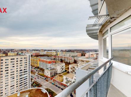 byt-4kk-petrzilkova-praha-13-02132022-100259.jpg | Pronájem bytu, 4+kk, 206 m²